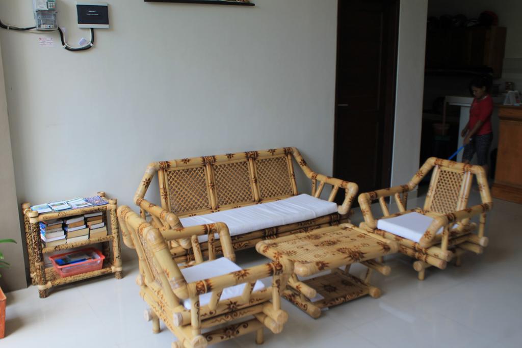 Suwardika Homestay & Dormitory Sanur Extérieur photo